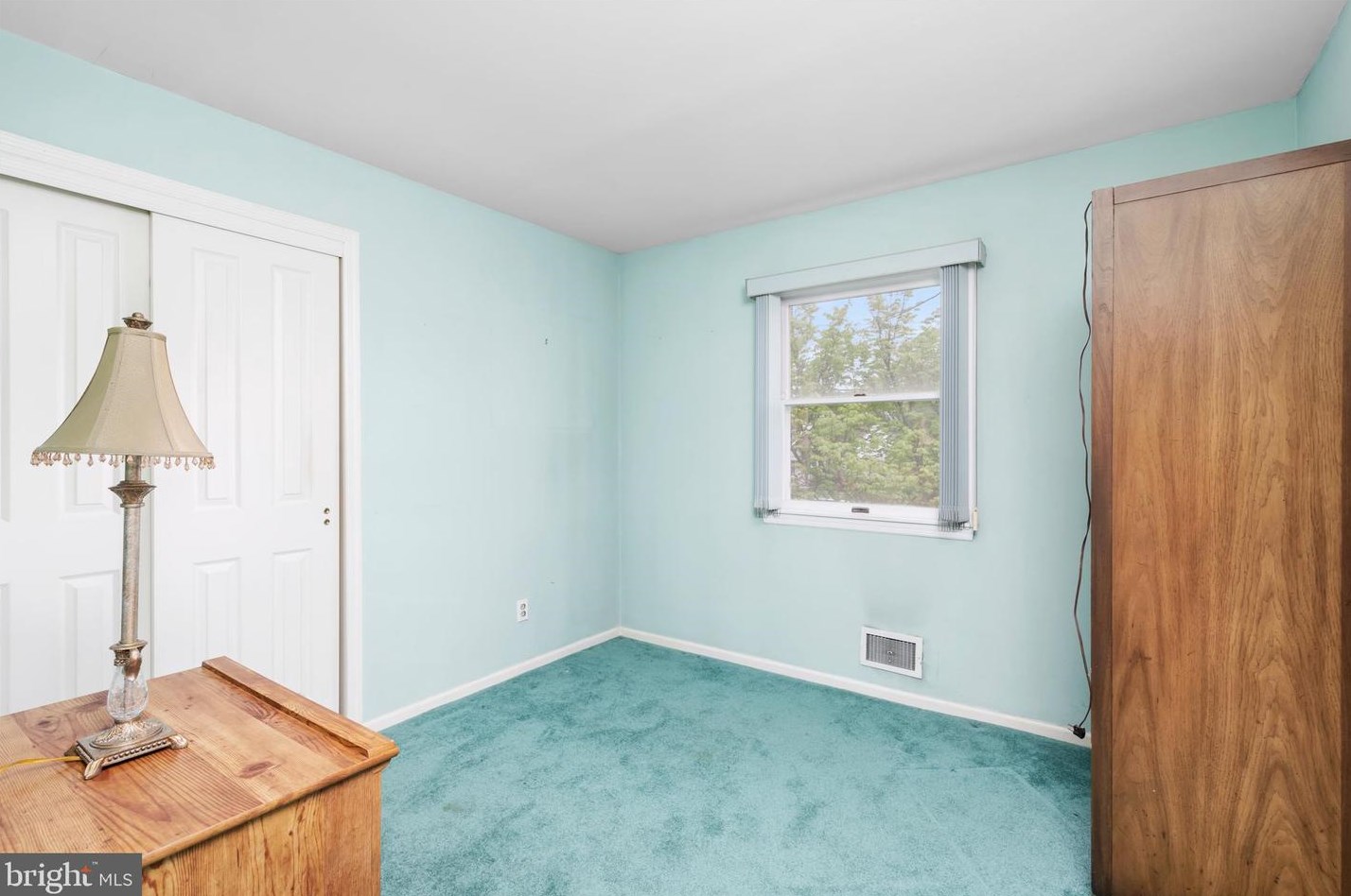 34 Sherbrooke Rd, Trenton NJ 08638-2412 exterior