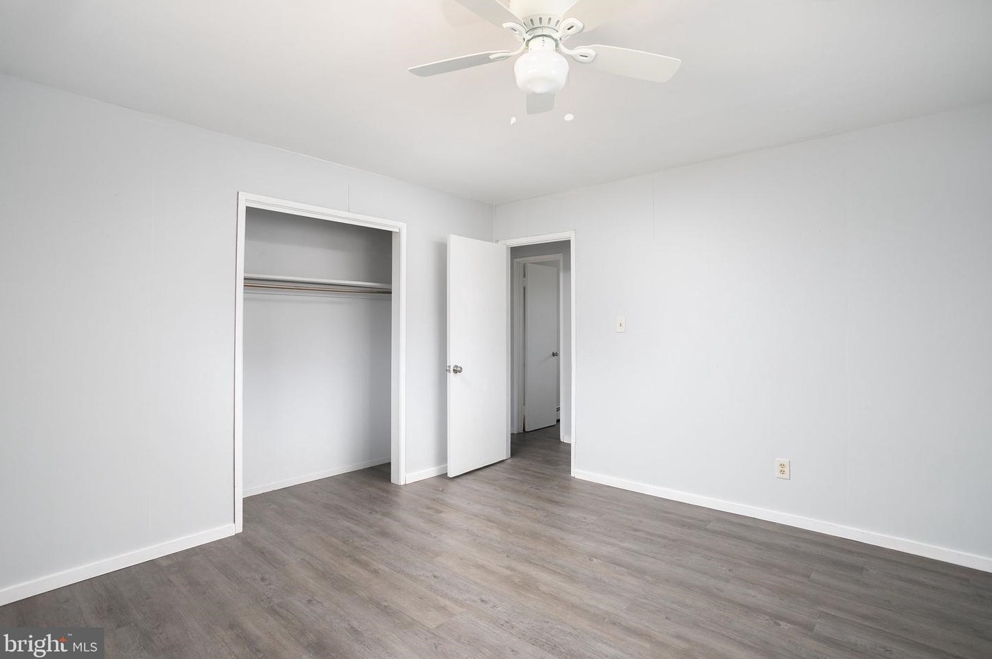 9 Theresa St, Trenton NJ 08618-1529 exterior