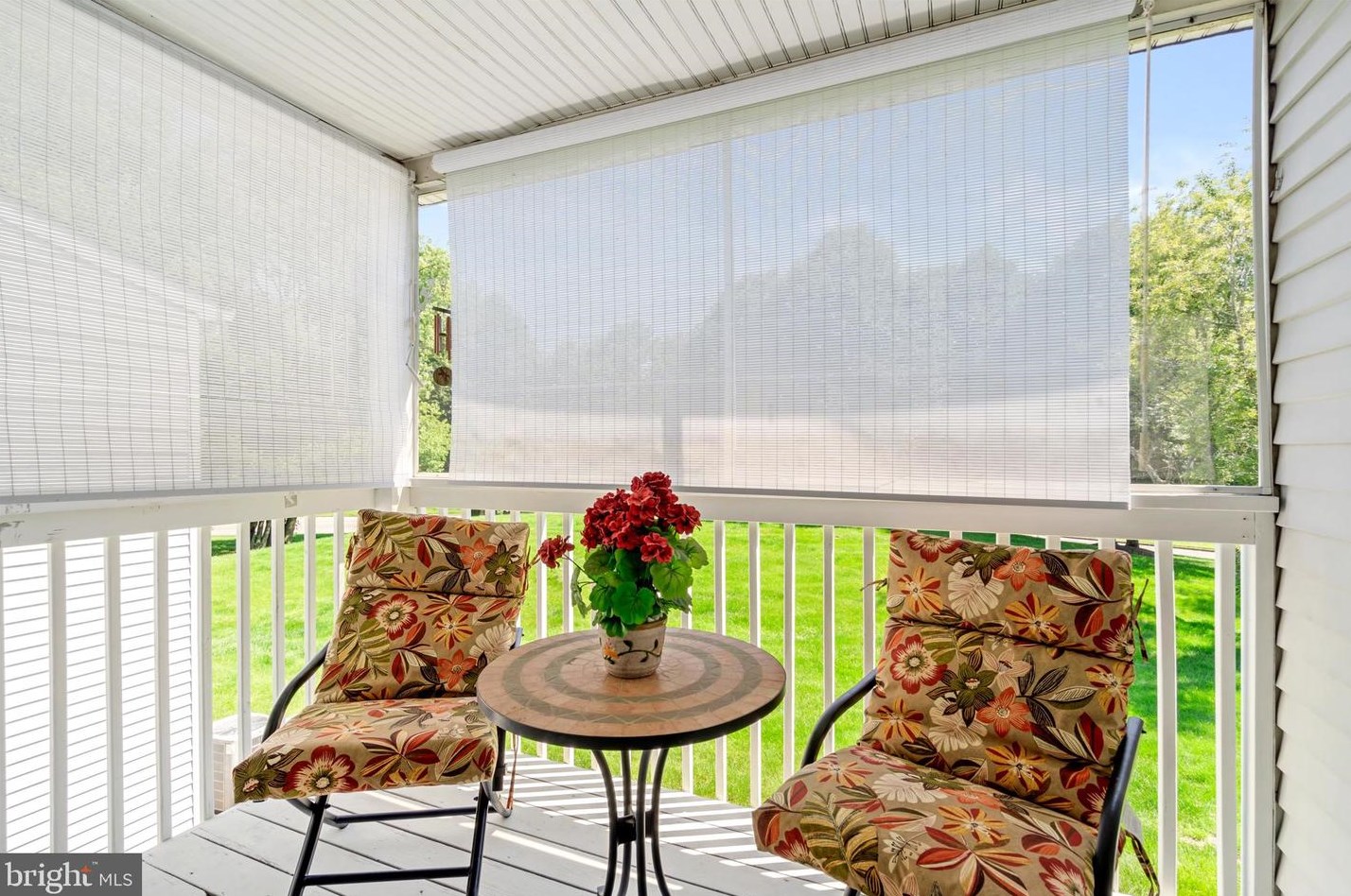 18 Pinewood Dr, Trenton NJ  08690-3346 exterior