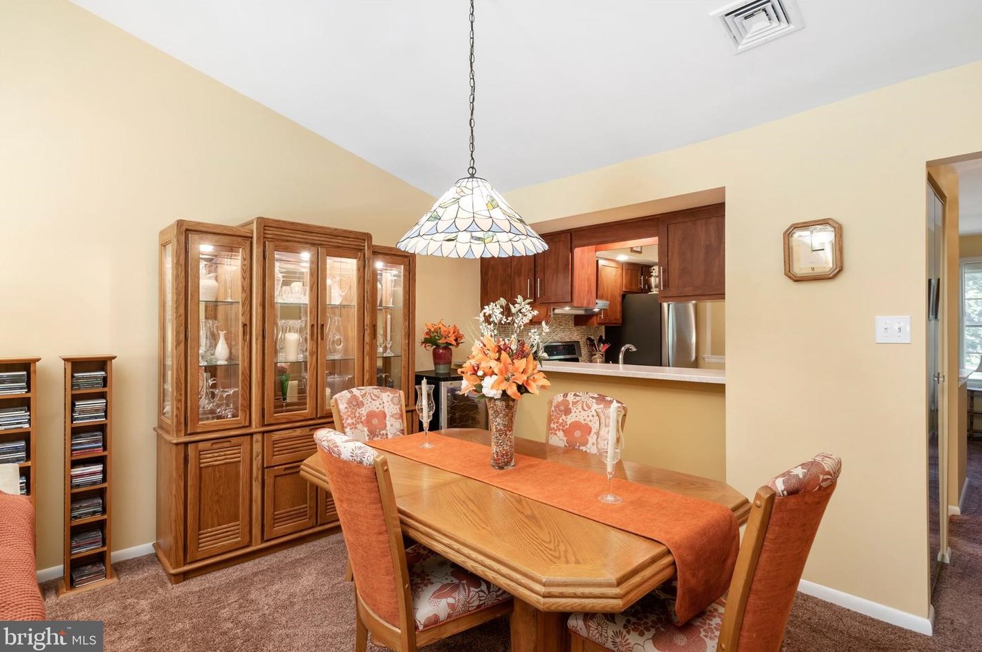 18 Pinewood Dr, Trenton NJ  08690-3346 exterior