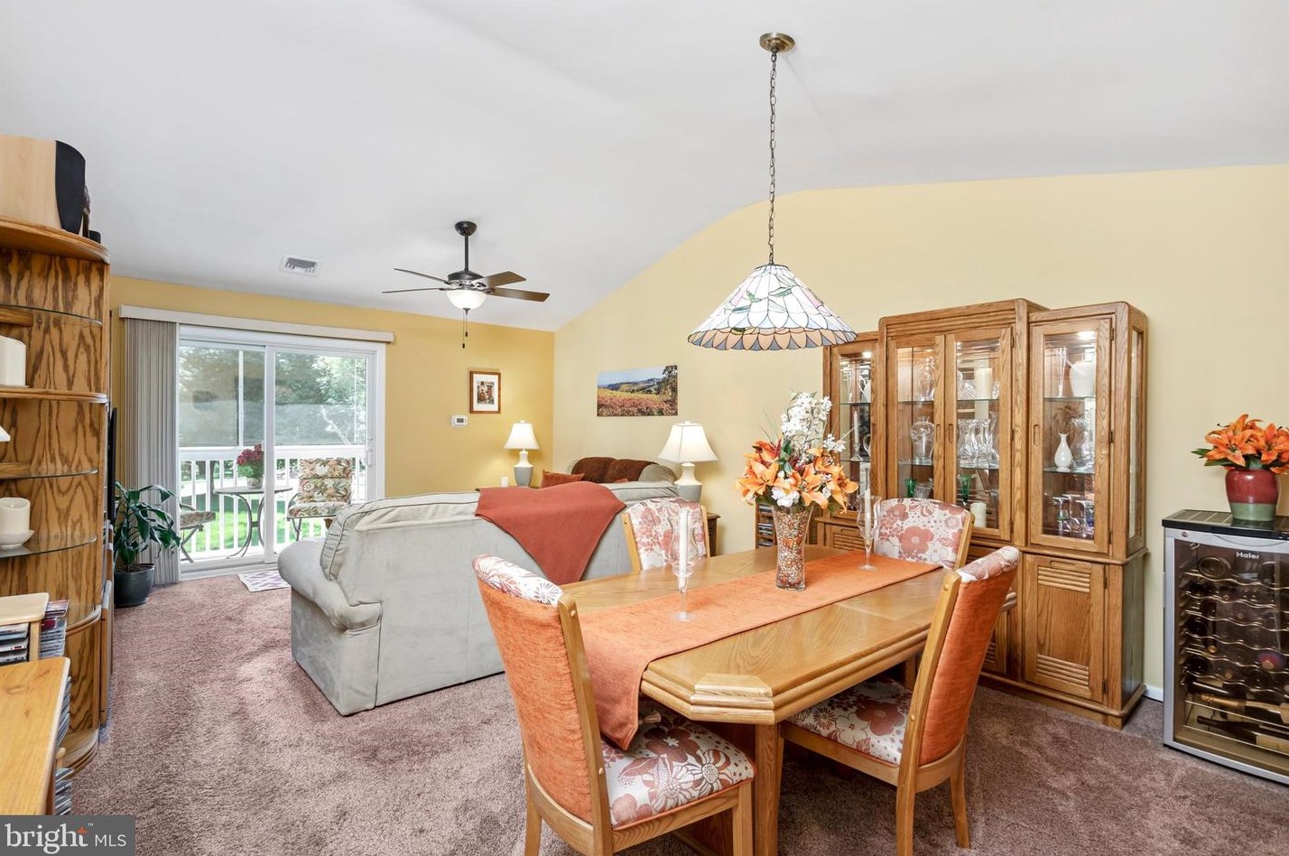 18 Pinewood Dr, Trenton NJ  08690-3346 exterior