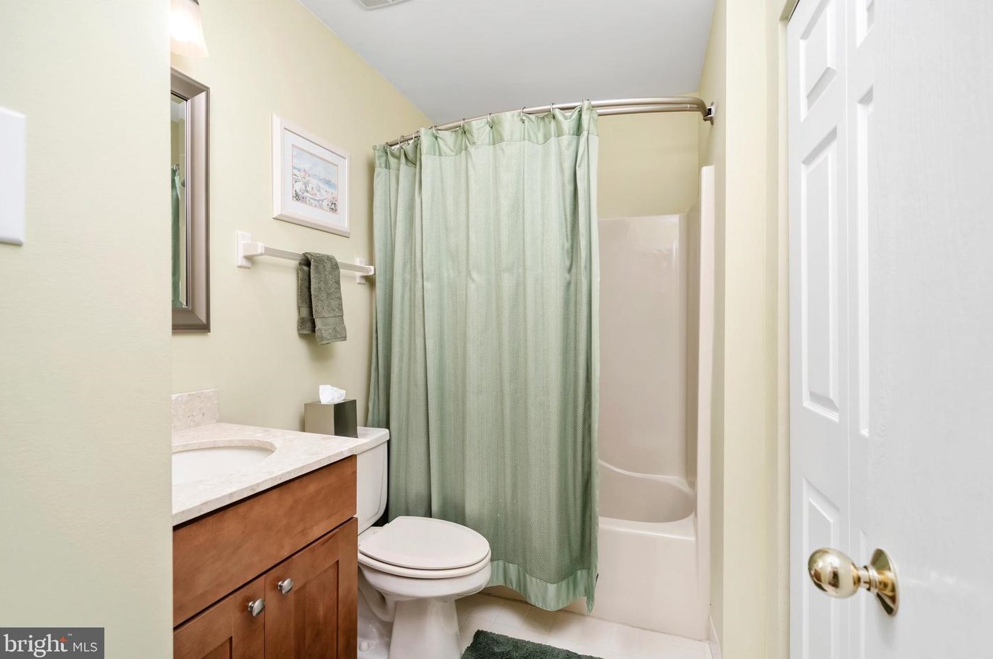 18 Pinewood Dr, Trenton NJ  08690-3346 exterior