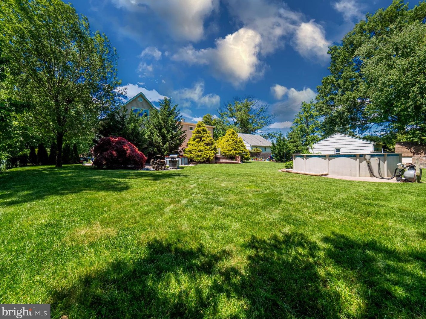 38 Floral Ave, Trenton NJ 08619-1810 exterior