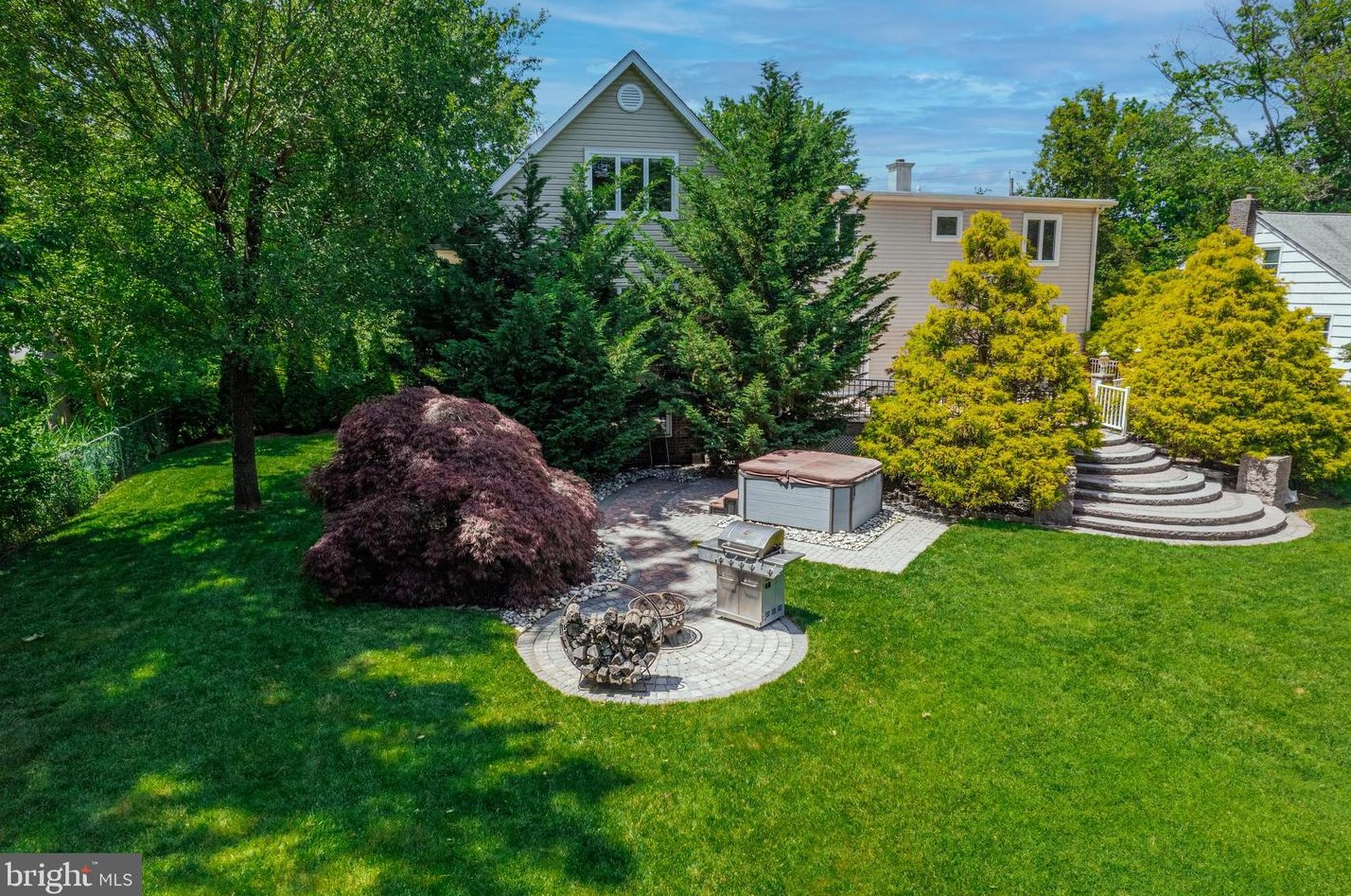 38 Floral Ave, Trenton NJ 08619-1810 exterior