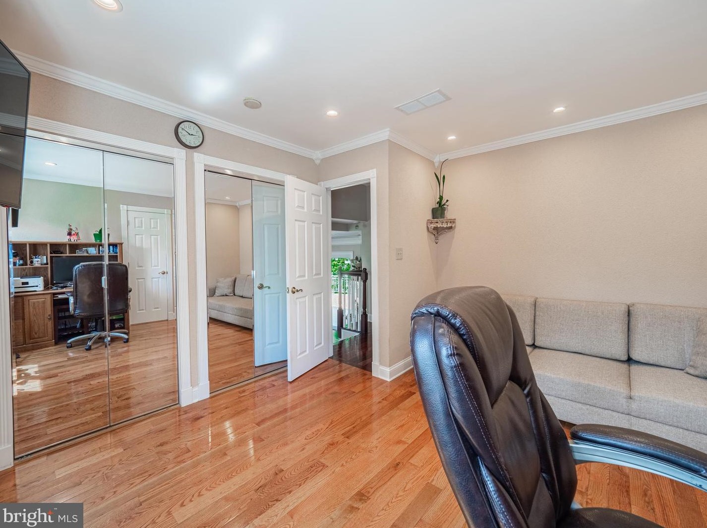 38 Floral Ave, Trenton NJ 08619-1810 exterior