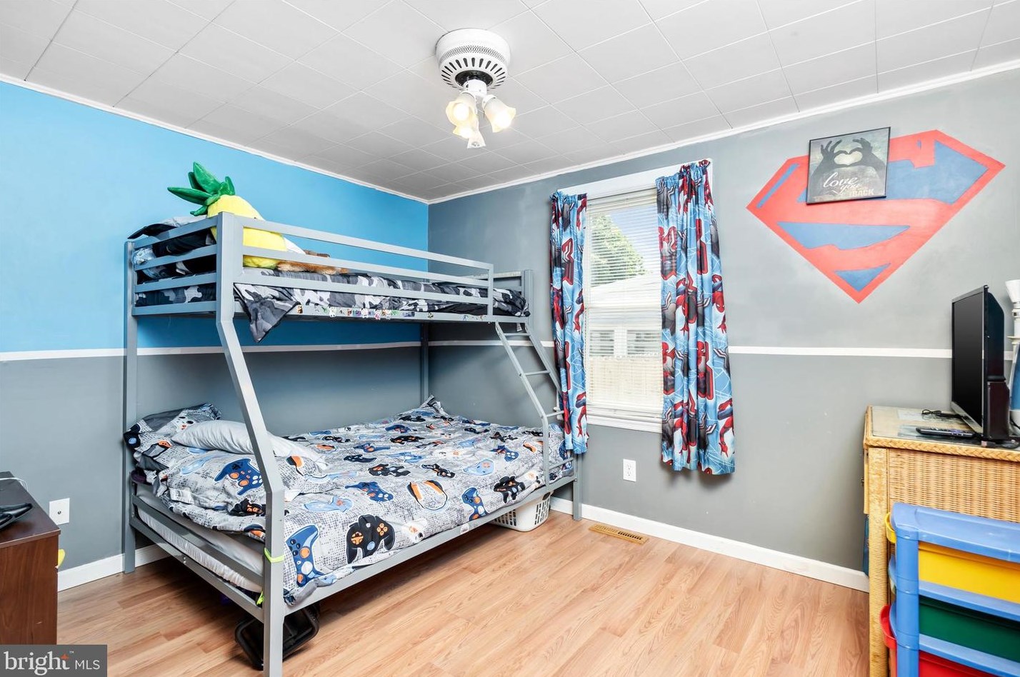 262 Edward Ave, Trenton NJ 08610-3906 exterior