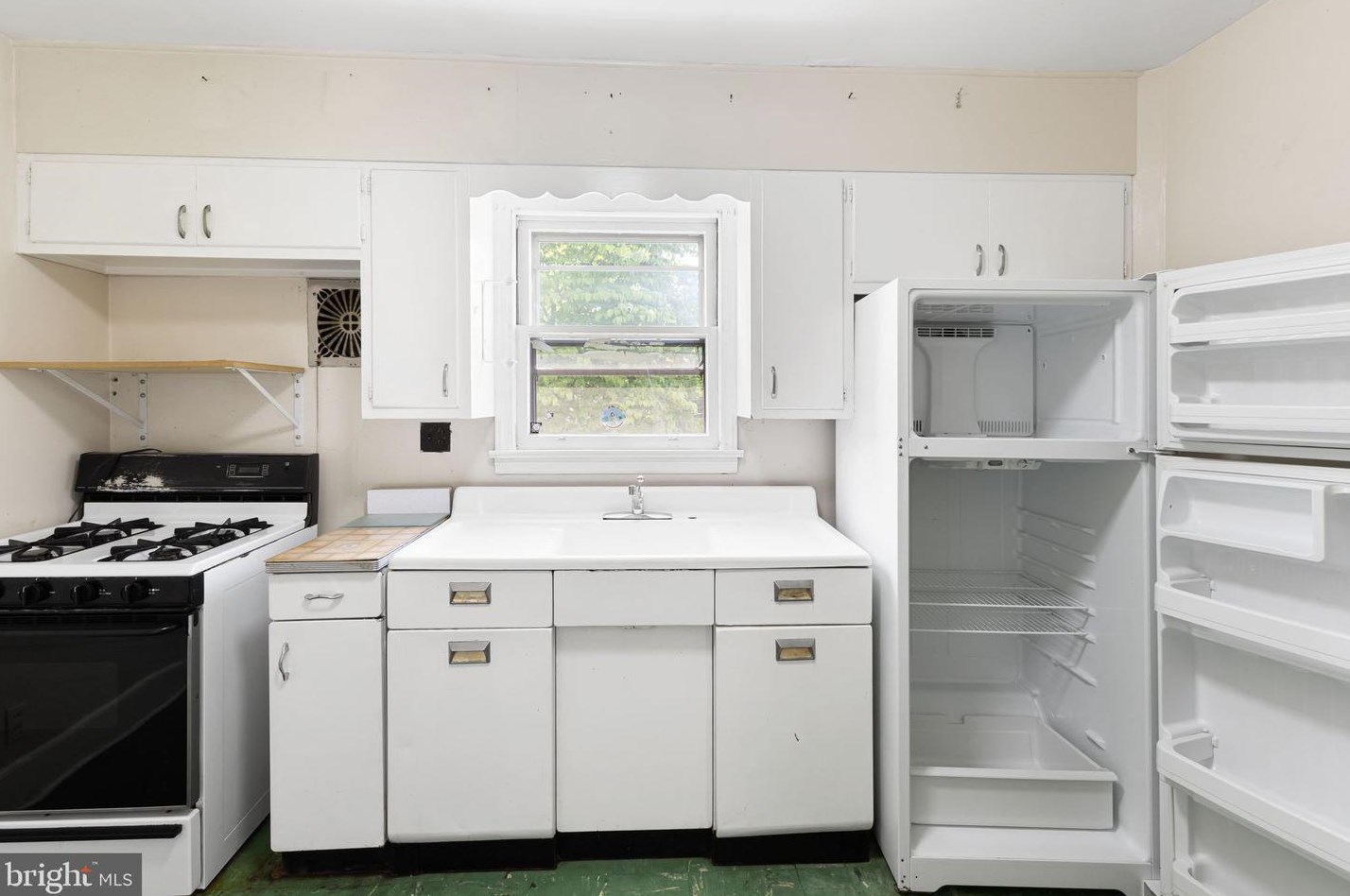 177 Taft Ave, Trenton NJ 08610-1913 exterior