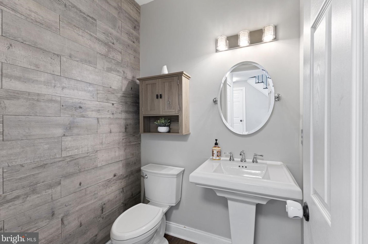 111 George St, Trenton NJ 08648-1645 exterior