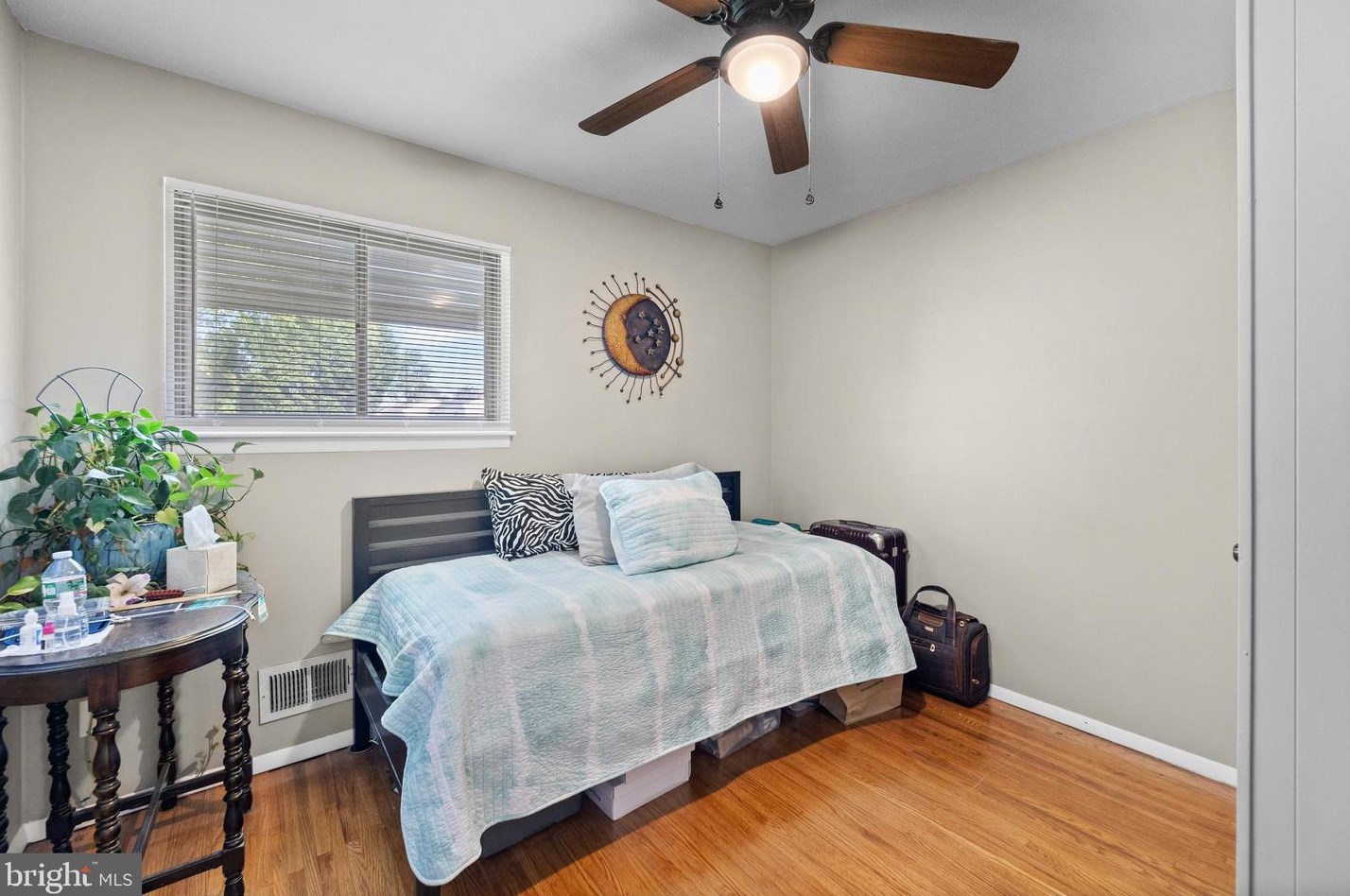 76 Sunnybrae Blvd, Trenton NJ 08620-1559 exterior