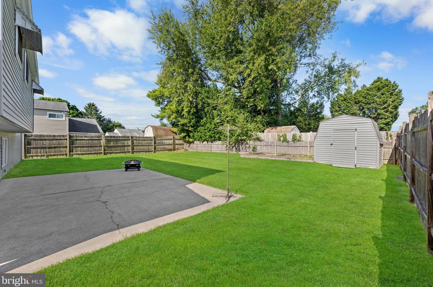 76 Sunnybrae Blvd, Trenton NJ 08620-1559 exterior