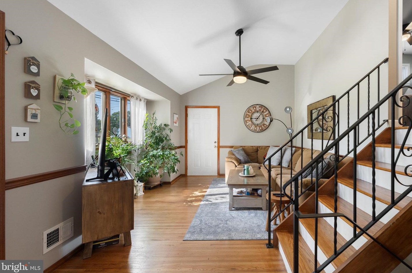 76 Sunnybrae Blvd, Trenton NJ 08620-1559 exterior