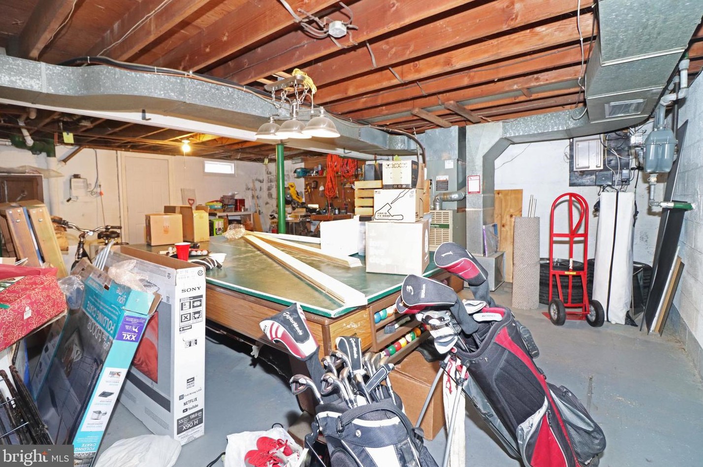 469 Fenwood Ave, Trenton NJ  08619-2573 exterior