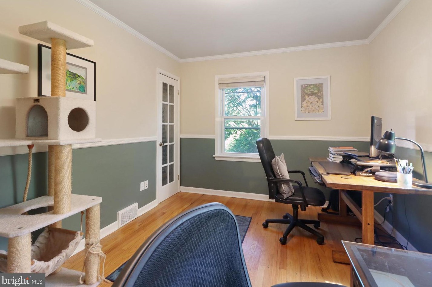 469 Fenwood Ave, Trenton NJ  08619-2573 exterior