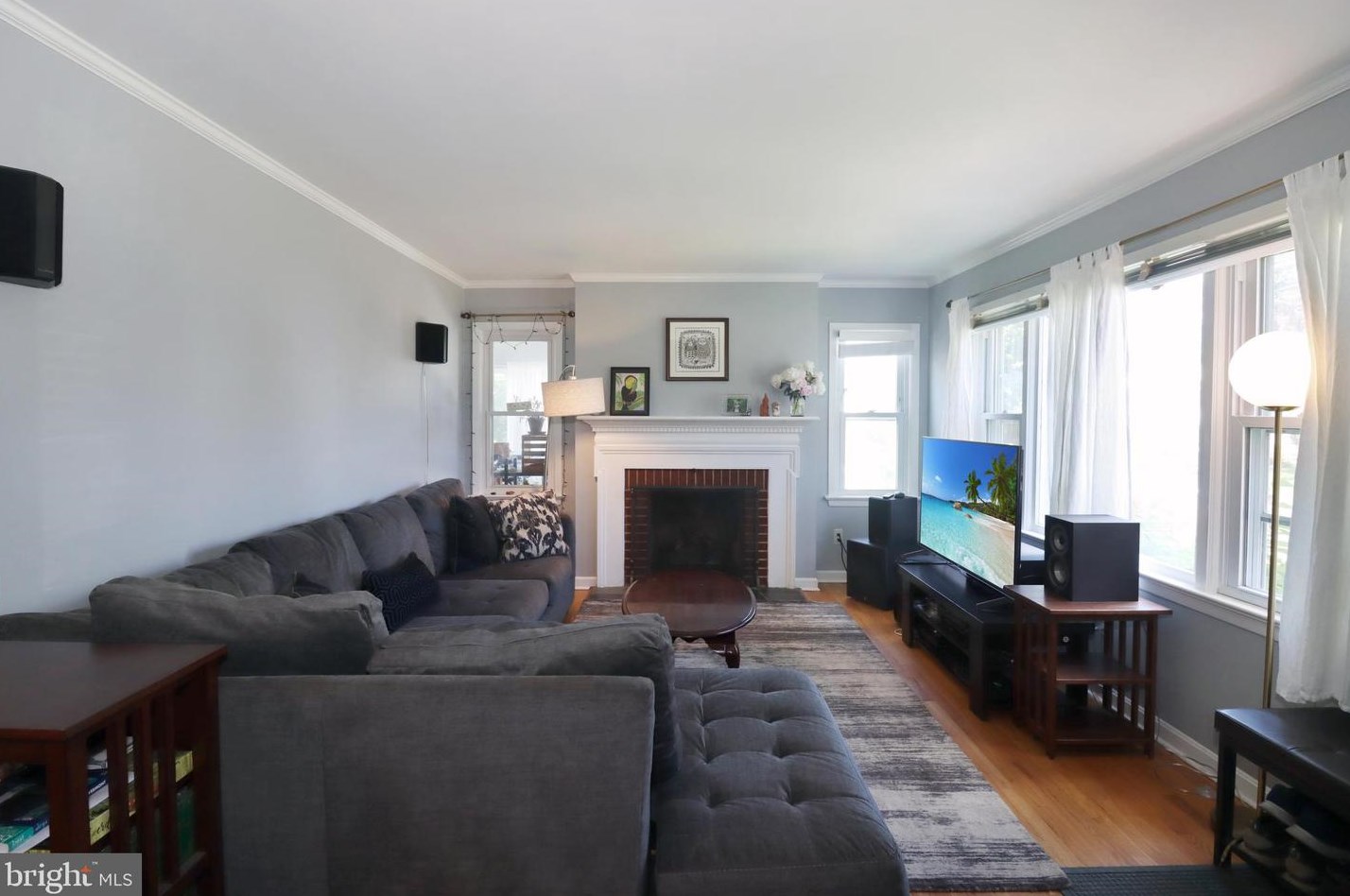 469 Fenwood Ave, Trenton NJ  08619-2573 exterior