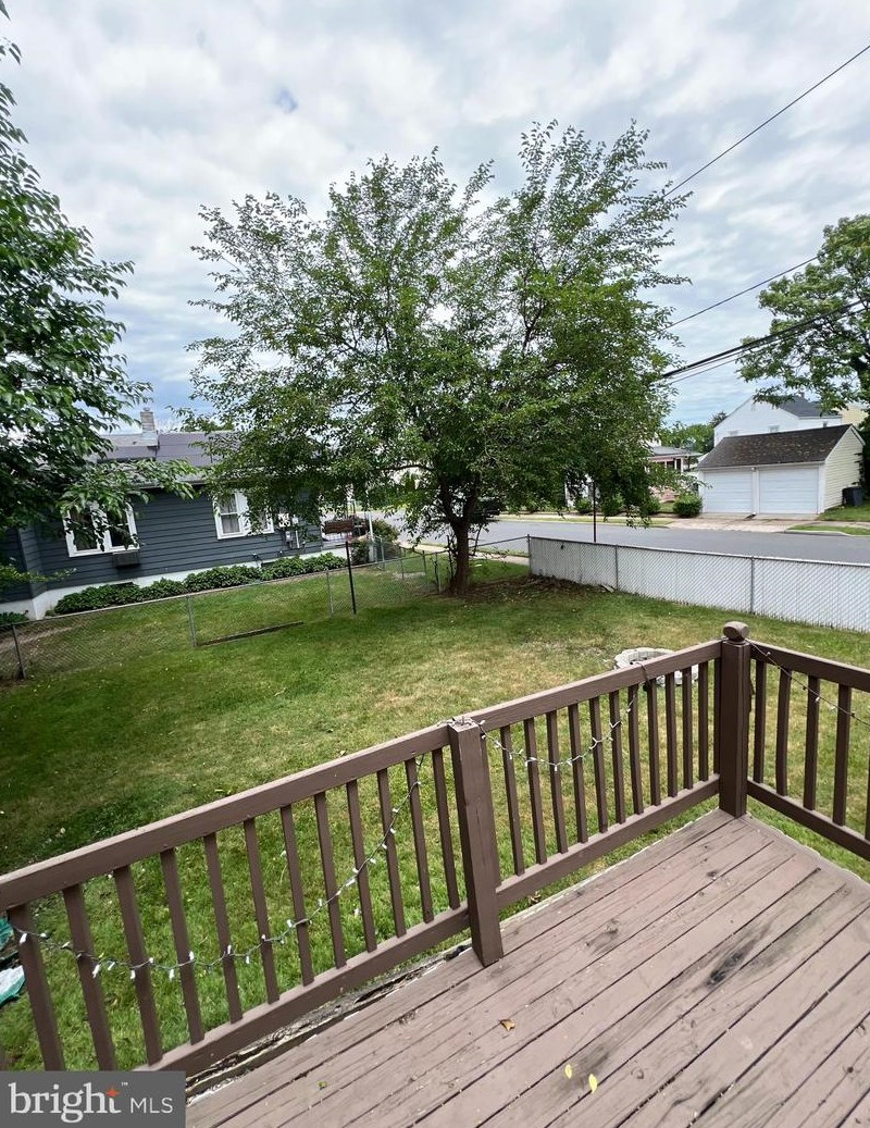 240 Darcy Ave, Trenton NJ 08629-1615 exterior