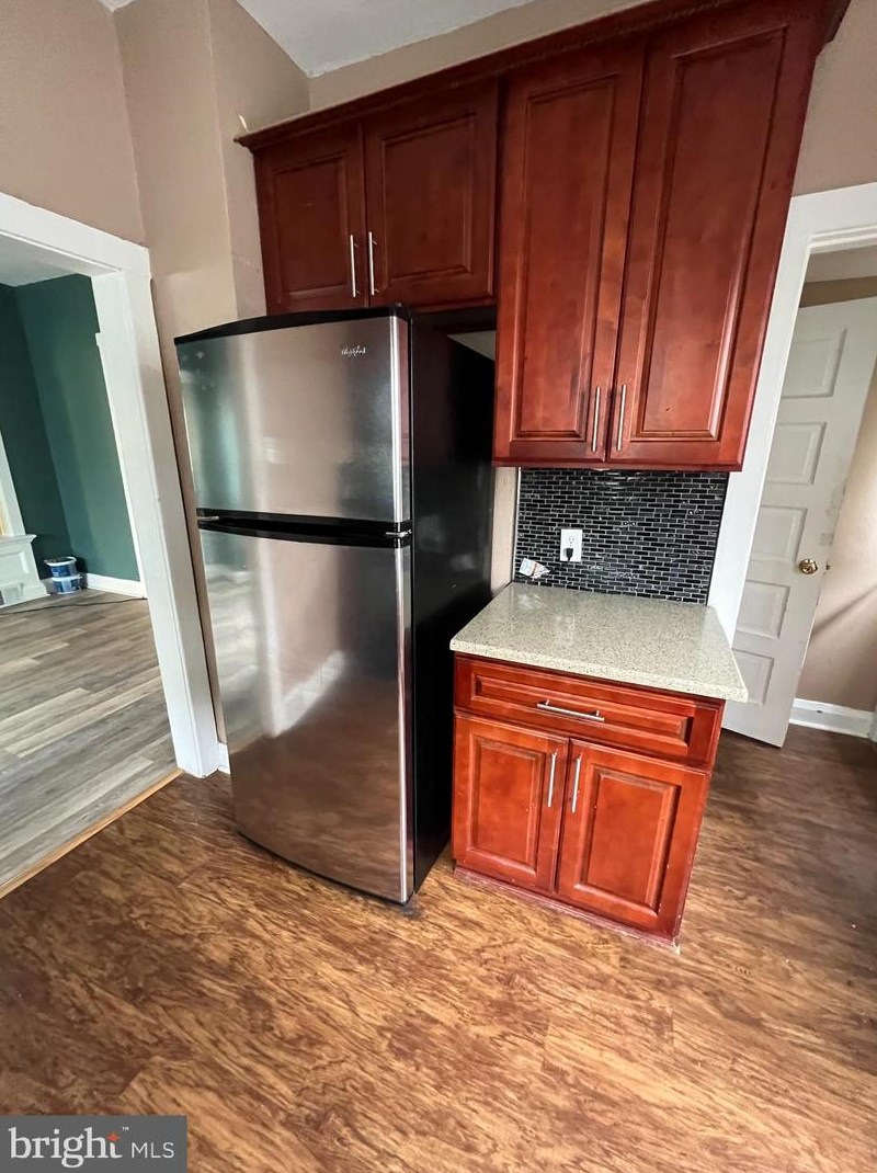 240 Darcy Ave, Trenton NJ 08629-1615 exterior