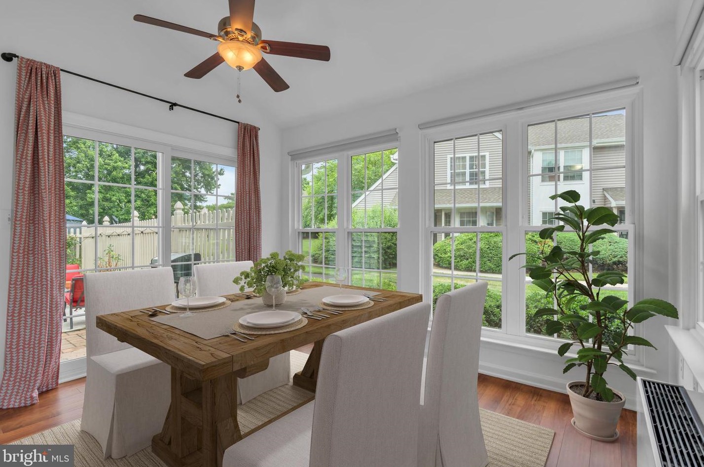 11 Hopkinson Ct, East Windsor NJ 08520-2725 exterior