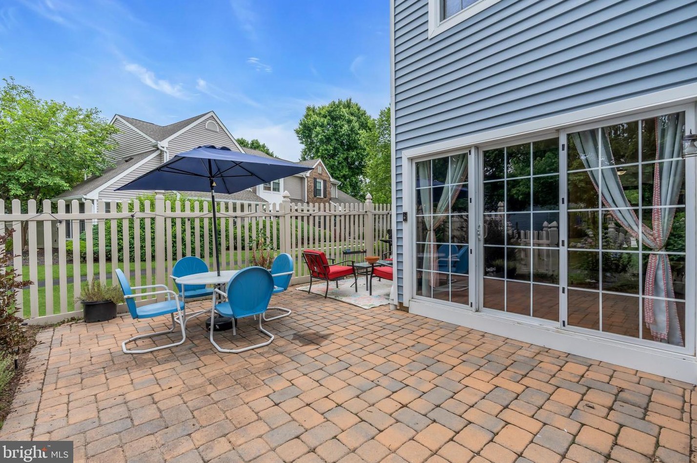 11 Hopkinson Ct, East Windsor NJ 08520-2725 exterior