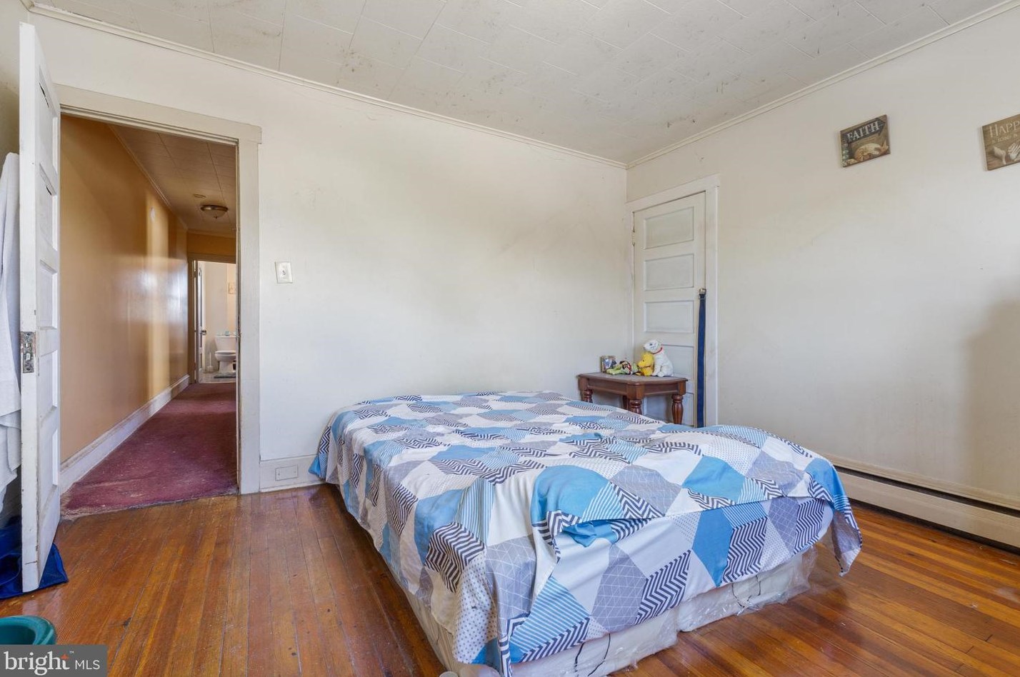 1023 Adeline St, Trenton NJ  08610-6404 exterior