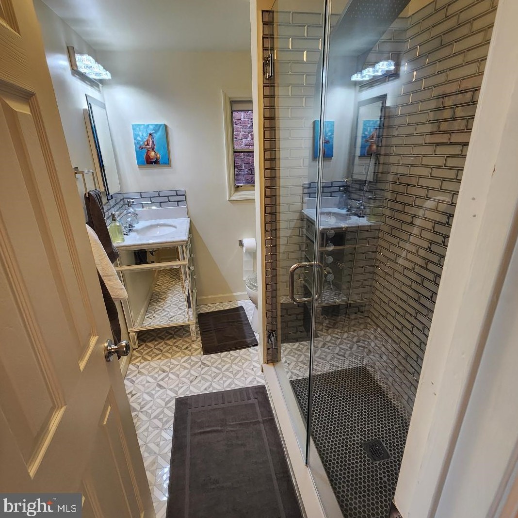 252 Jackson St, Trenton NJ  08611-1720 exterior