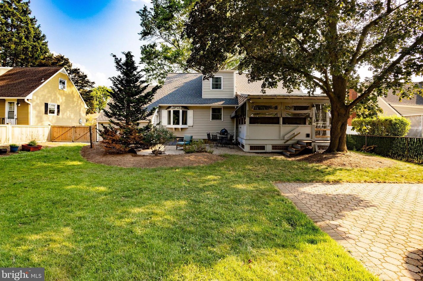 116 Susan Dr, Trenton NJ  08638-1557 exterior