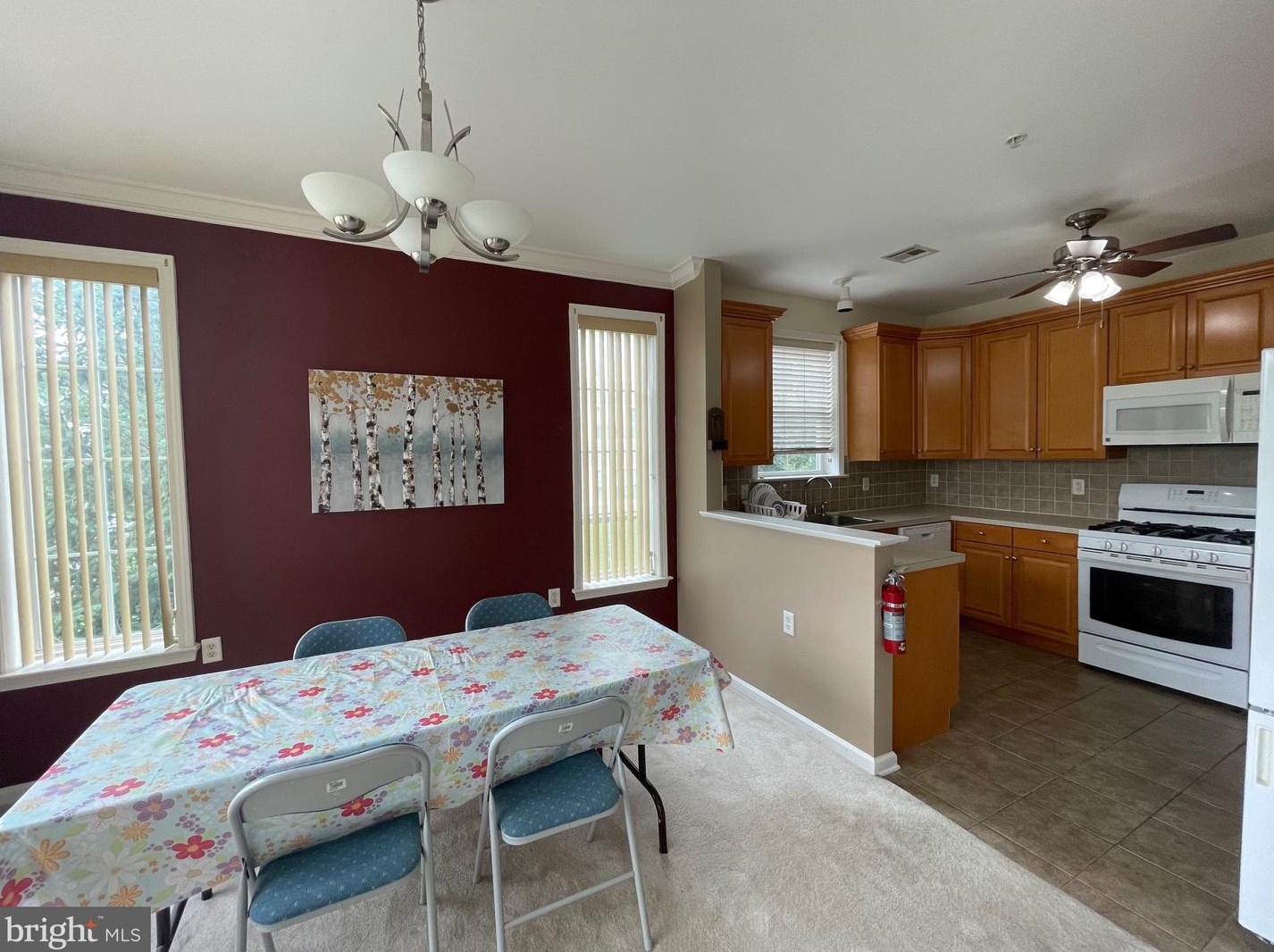 221 Masterson Ct, Trenton NJ  08618-1438 exterior