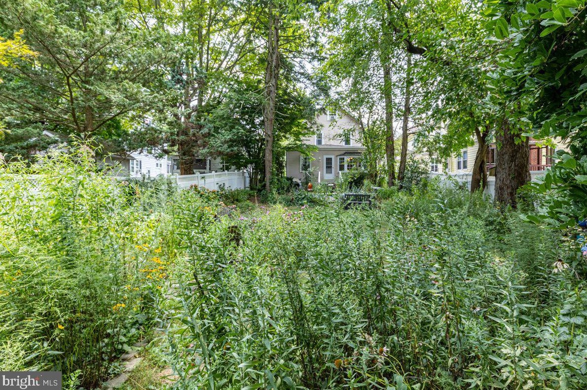 3016 Nottingham Way, Trenton NJ  08619-1843 exterior