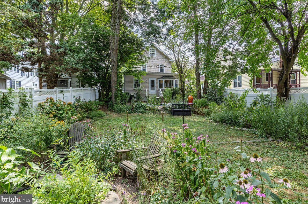 3016 Nottingham Way, Trenton NJ  08619-1843 exterior