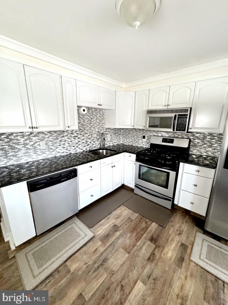 112 Thropp Ave, Trenton NJ  08610-3521 exterior