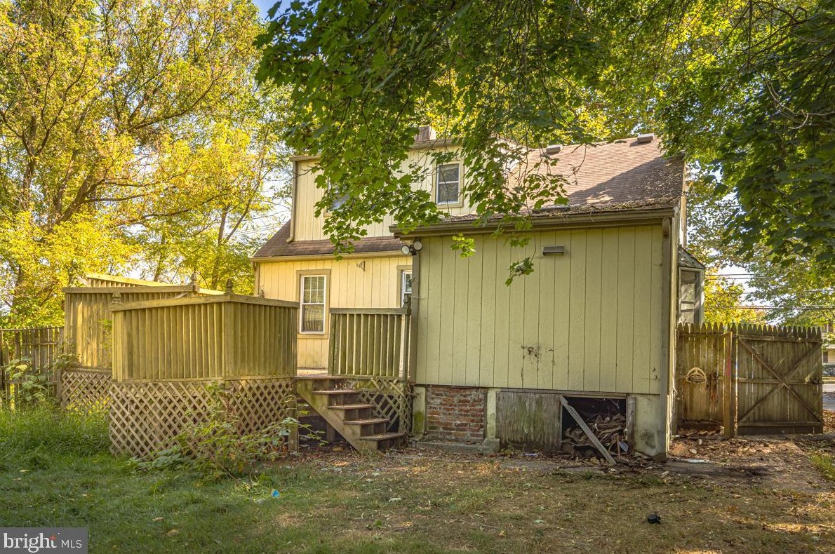 149 Ewingville Rd, Trenton NJ  08638-1723 exterior