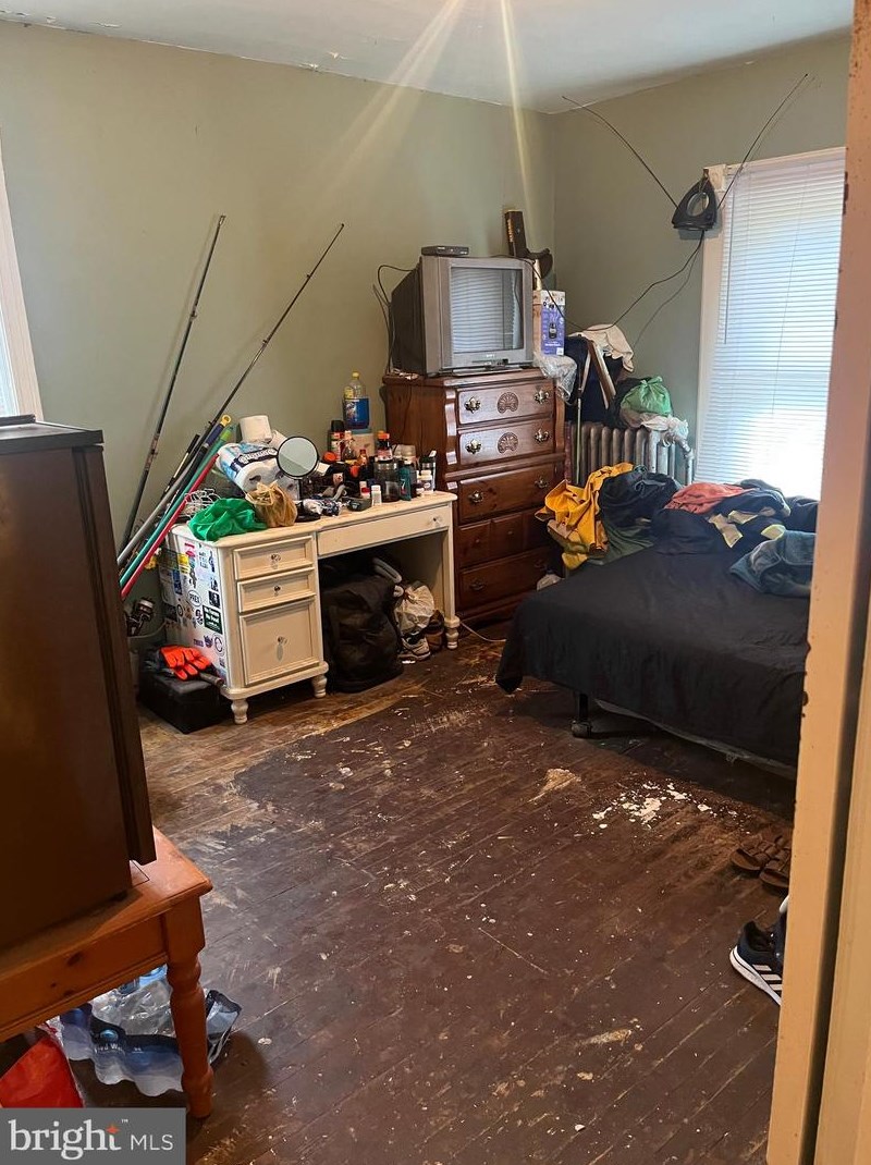 460 Hamilton Ave, Trenton NJ 08609-2709 exterior