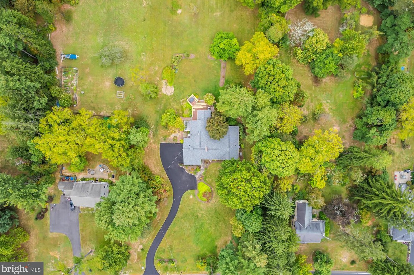 160 Carter Rd, Princeton NJ 08540-2103 exterior