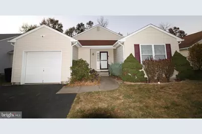 10 Holiday, Ewing Township, NJ 08628 - Photo 1