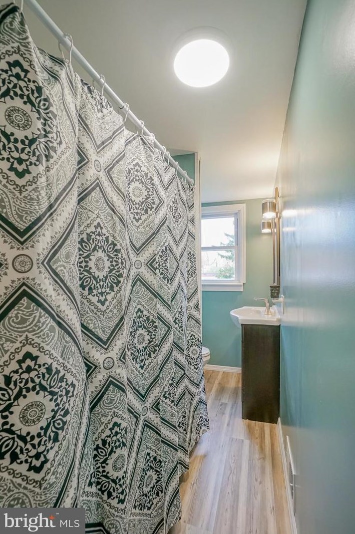 234 Fenwood Ave, Trenton NJ 08619-2570 exterior