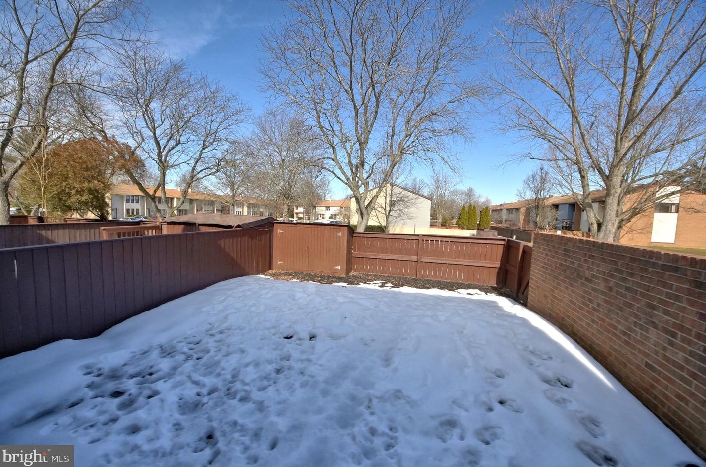 844 Jamestown Rd, East Windsor NJ 08520-5644 exterior