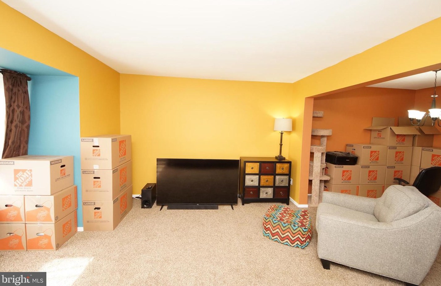 844 Jamestown Rd, East Windsor NJ 08520-5644 exterior