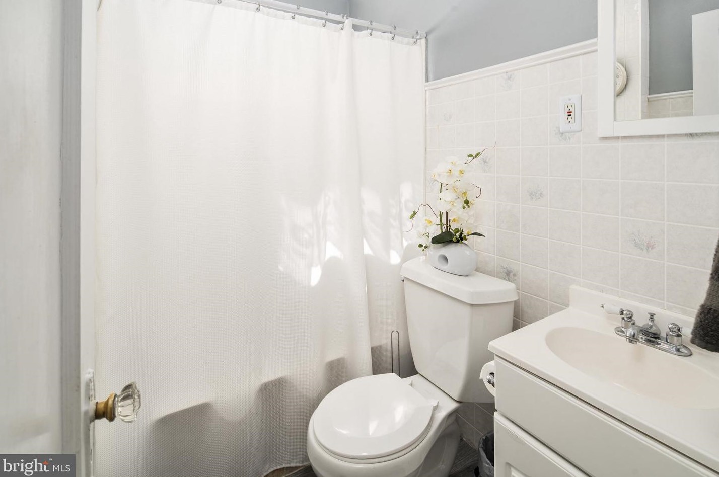 216 Churchill Ave, Trenton NJ 08610-3504 exterior