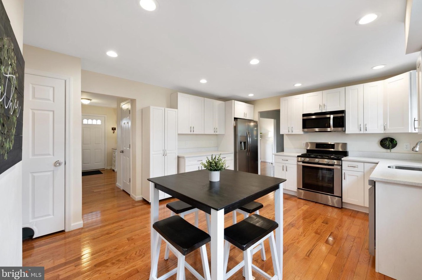 10 Welland Rd, Trenton NJ  08690-1921 exterior