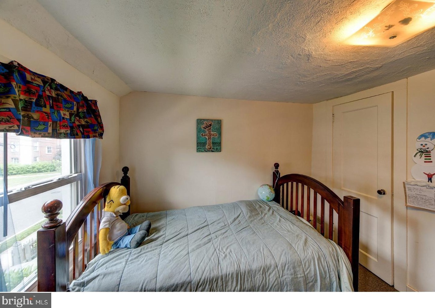 17 Burd St, Pennington NJ  08534-2809 exterior