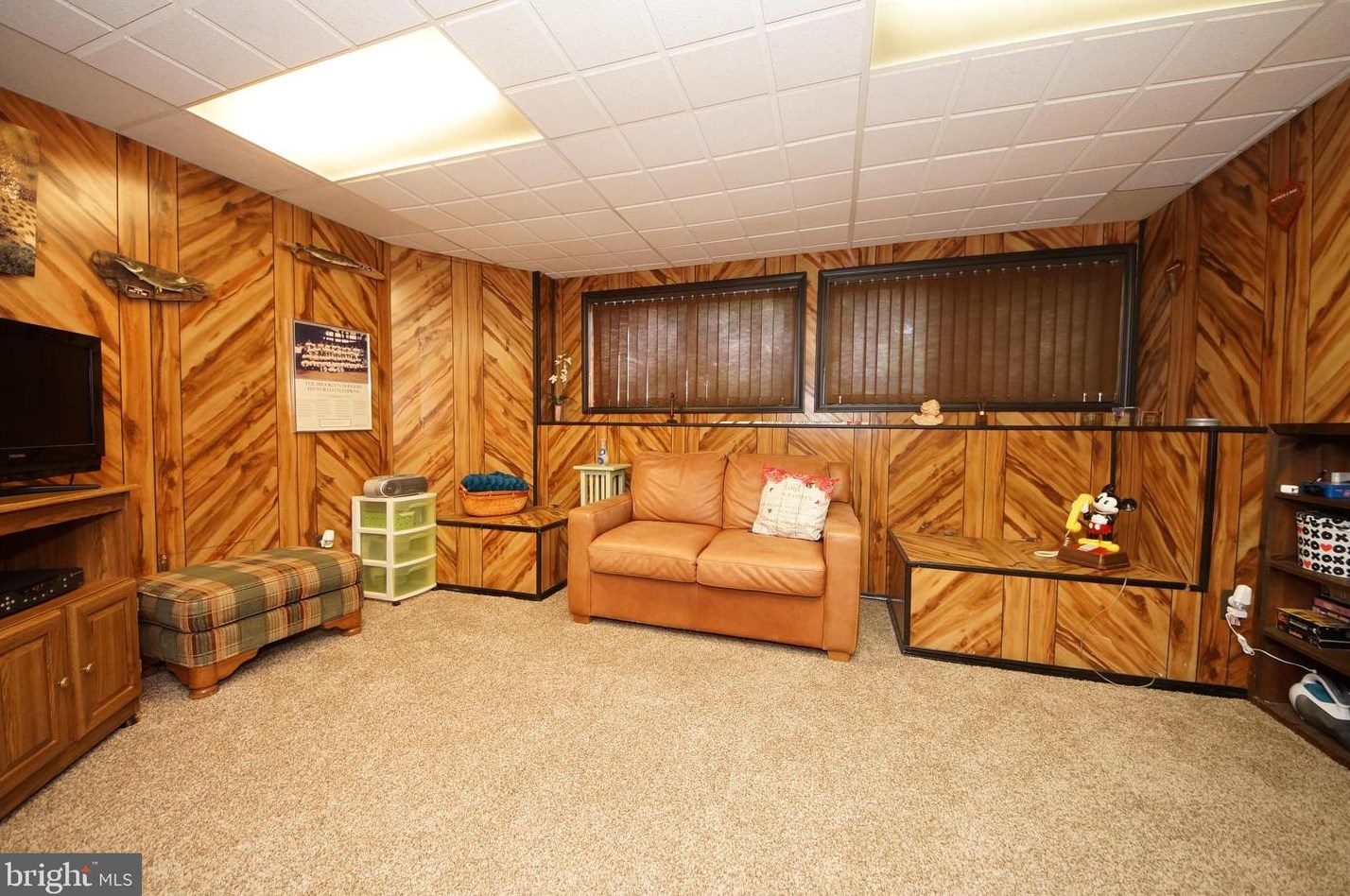 159 Henderson Pl, East Windsor NJ  08520-5708 exterior