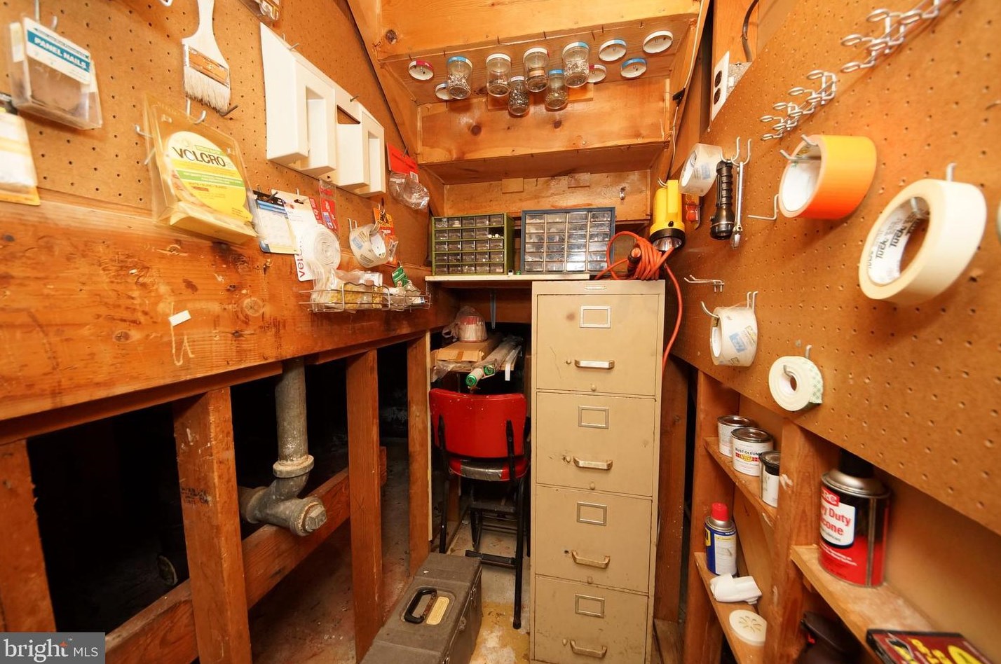 159 Henderson Pl, East Windsor NJ  08520-5708 exterior