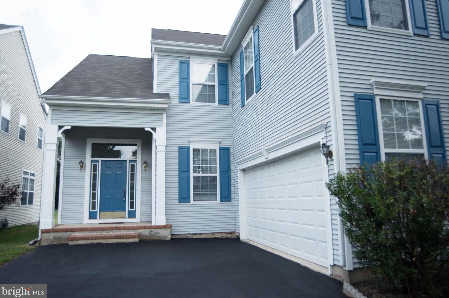 7 Elsie Dr, Plainsboro NJ  08536-1922 exterior