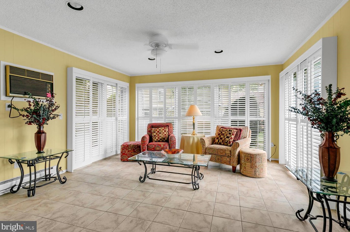 369 Metuchen Dr, Monroe Twp NJ exterior