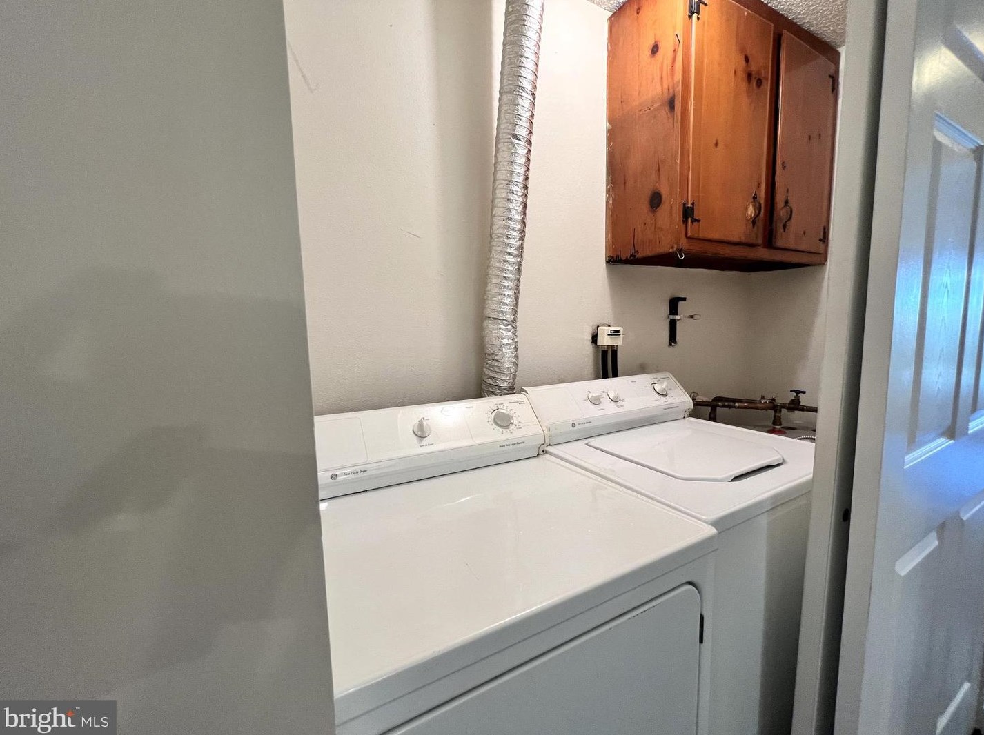 97 Salix Plz, Monroe Twp NJ exterior