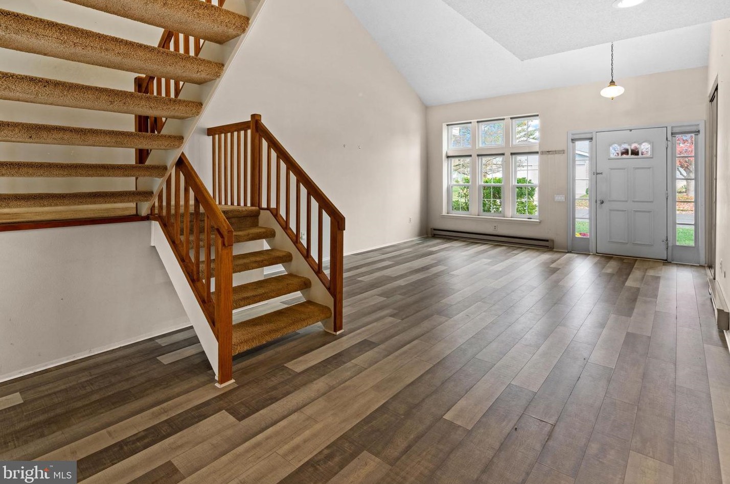 432 Andover Dr, Monroe Twp NJ 08831-7612 exterior