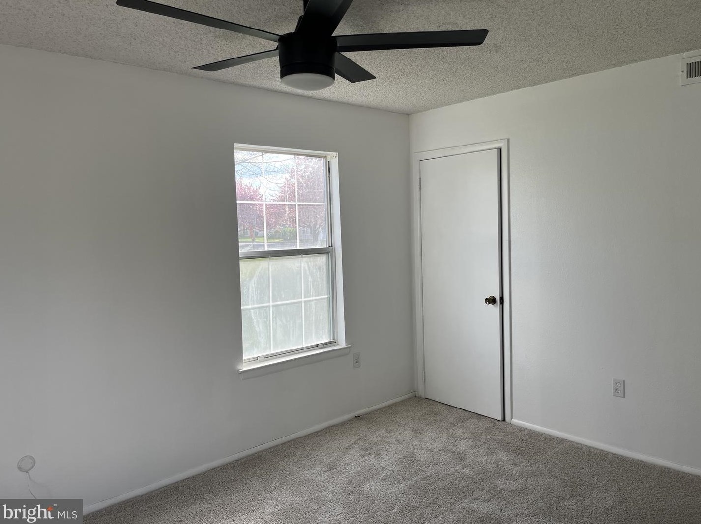 778 Spirea Plz, Monroe Twp NJ exterior