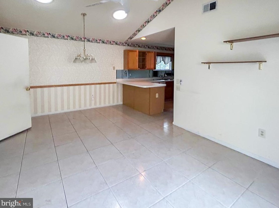 193 Tanager Dr, Monroe Twp NJ exterior