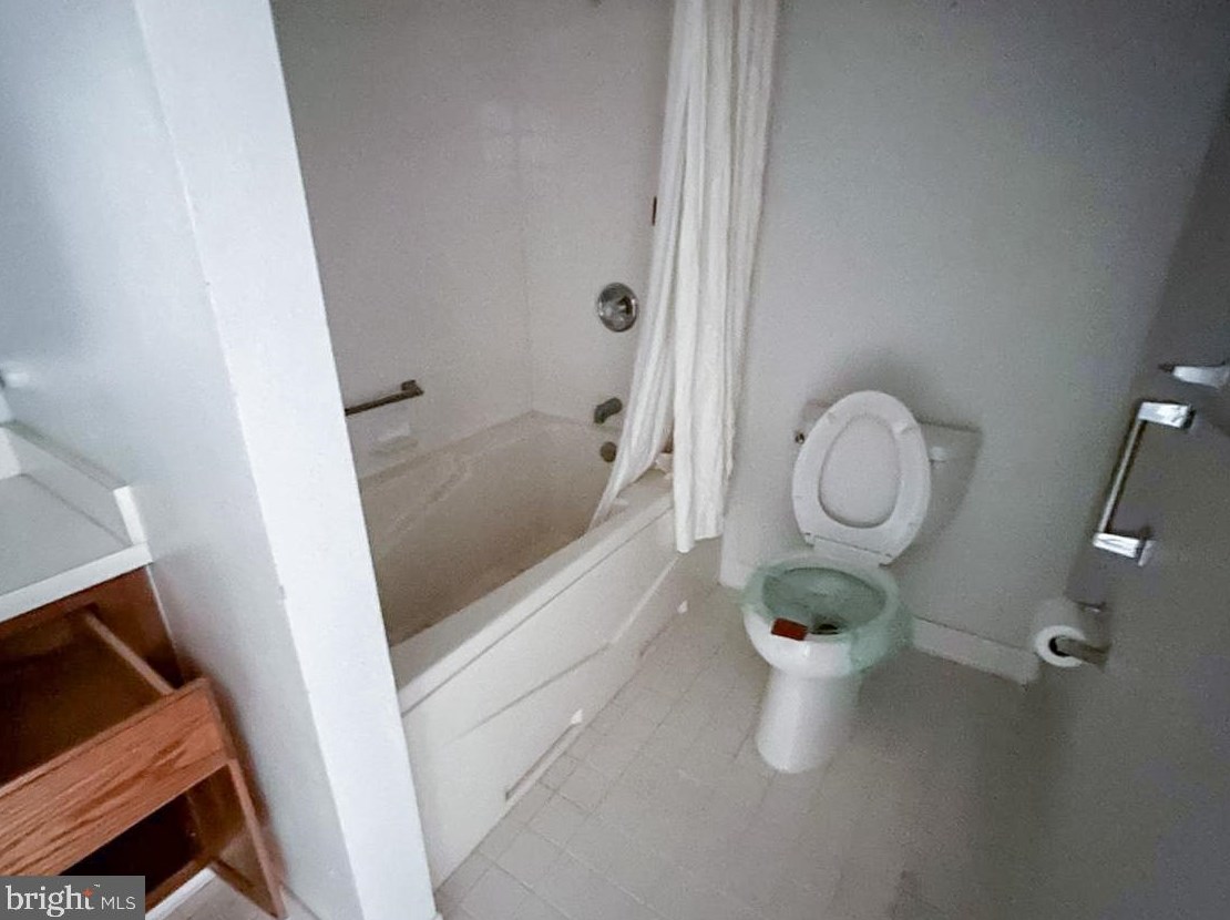 193 Tanager Dr, Monroe Twp NJ exterior