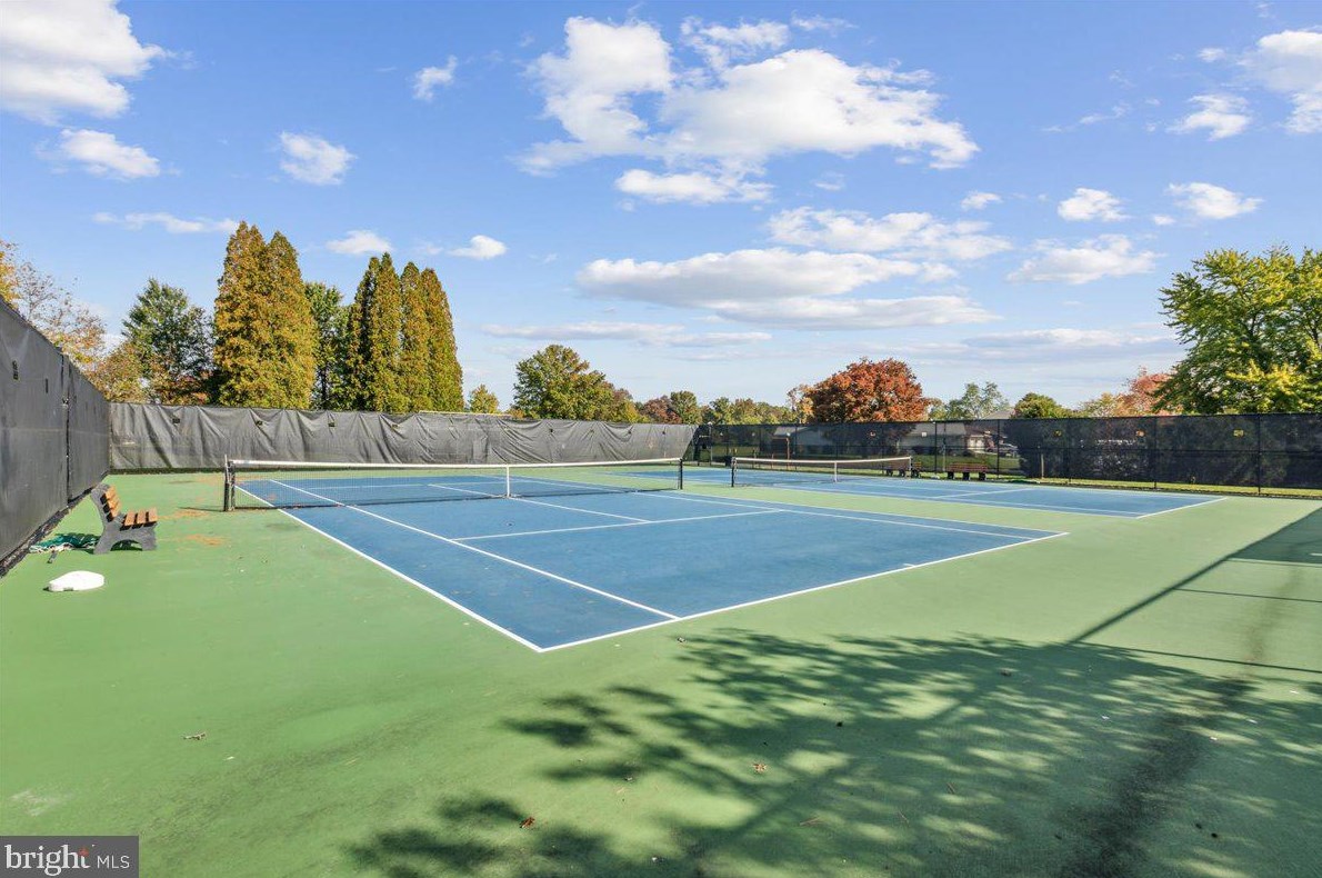 420 Andover Dr, Monroe Twp NJ 08831-7612 exterior