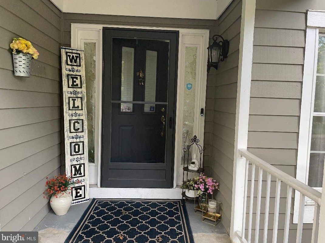 18 Countryside Dr, Princeton NJ  08540-9406 exterior